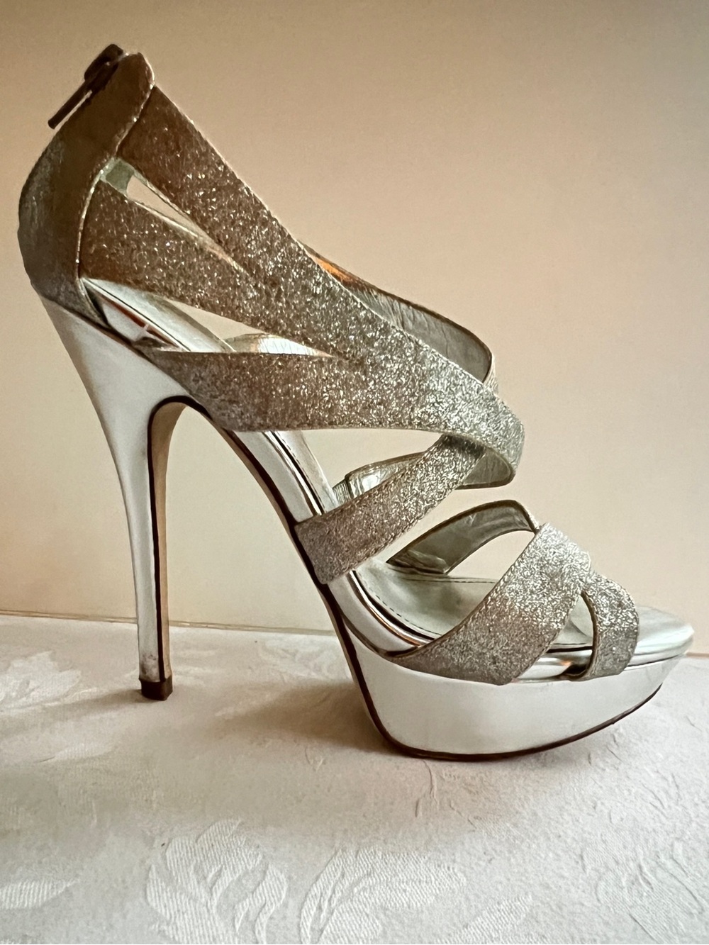 ALDO Silver Sparkle Strappy Platform High Heel Sandals Size 8